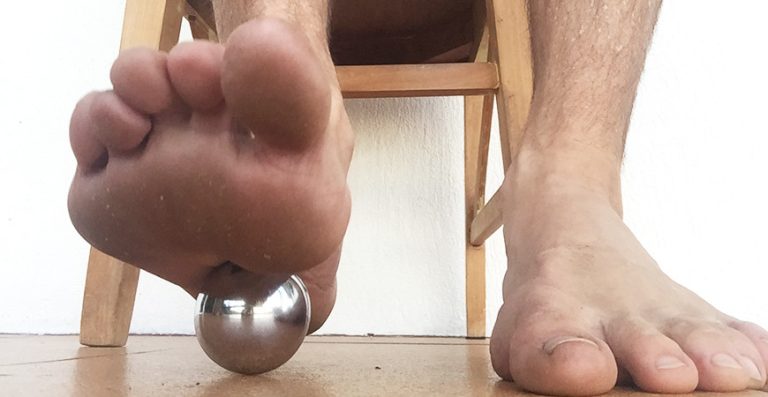 How to heal injuries and vitalise your legs to restore the spring in your step using a ball
